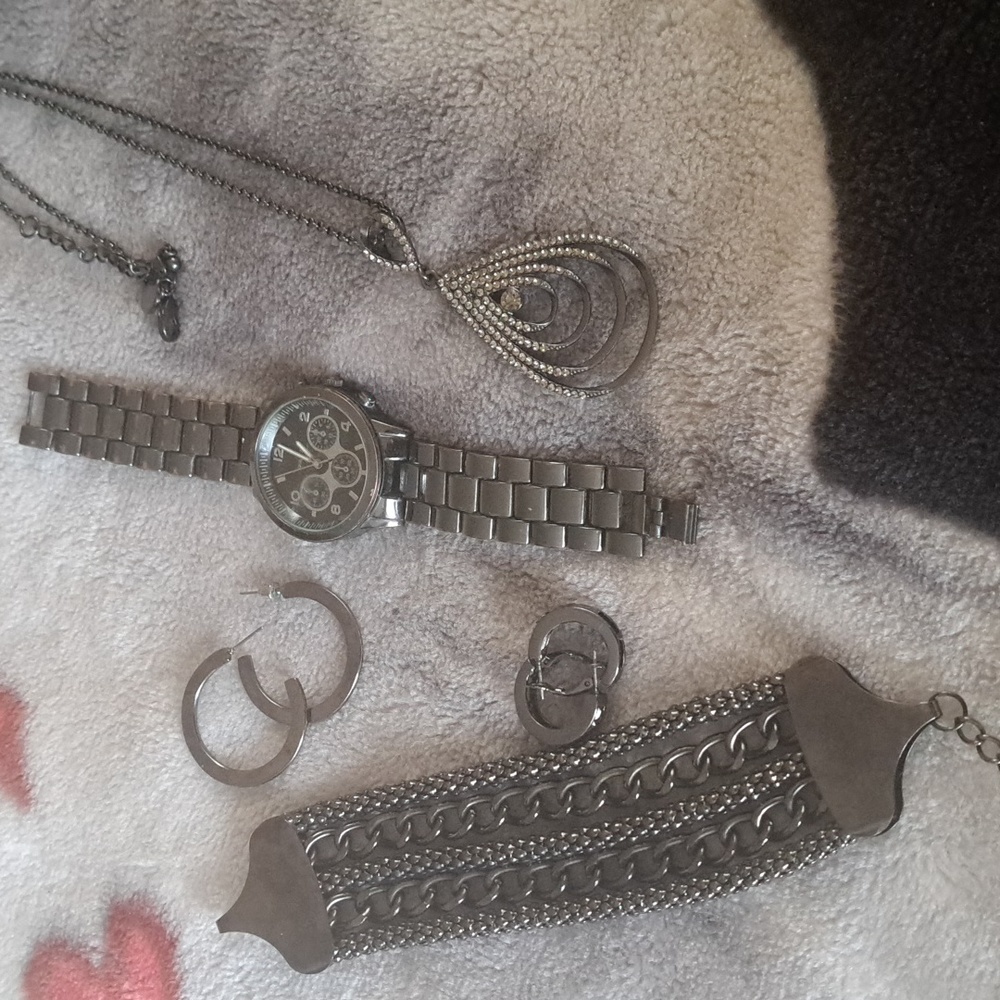 Charcoal watch, necklace, 2 or hoop earrings, watch. Needs batteries